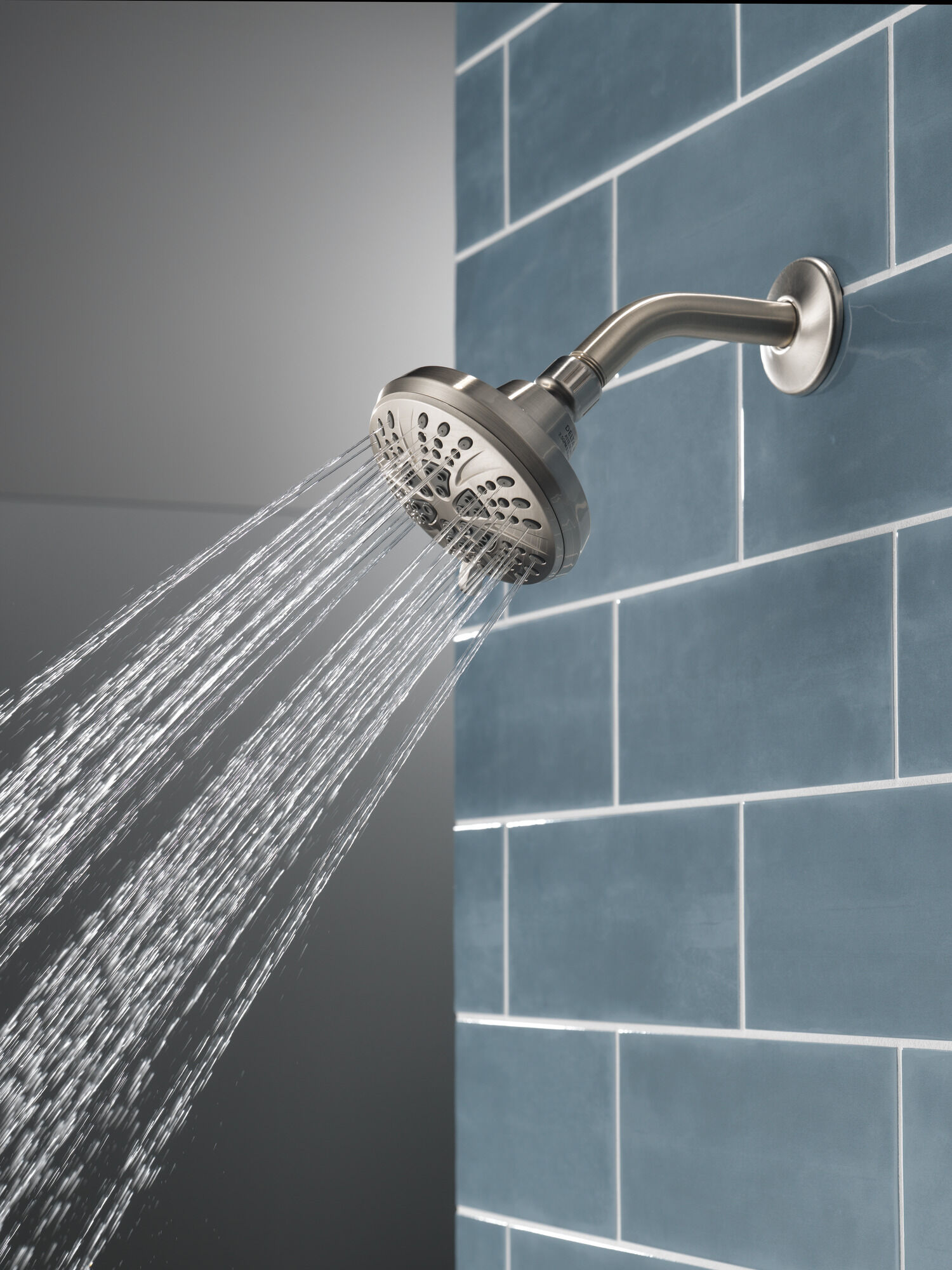 75661DSN Душевая лейка 2,5 галлона в минуту с 6 настройками Delta Faucet DELTA Сатин никель - Вид №4