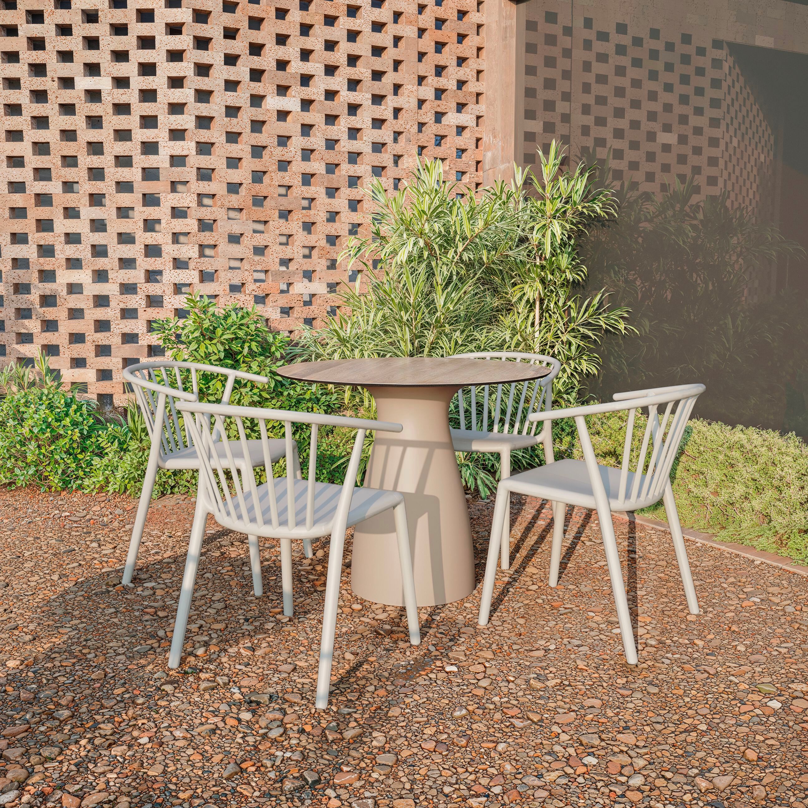 Круглый стол из HPL и полиэтилена Resol Baobab ARCH-00057579 - Вид №3