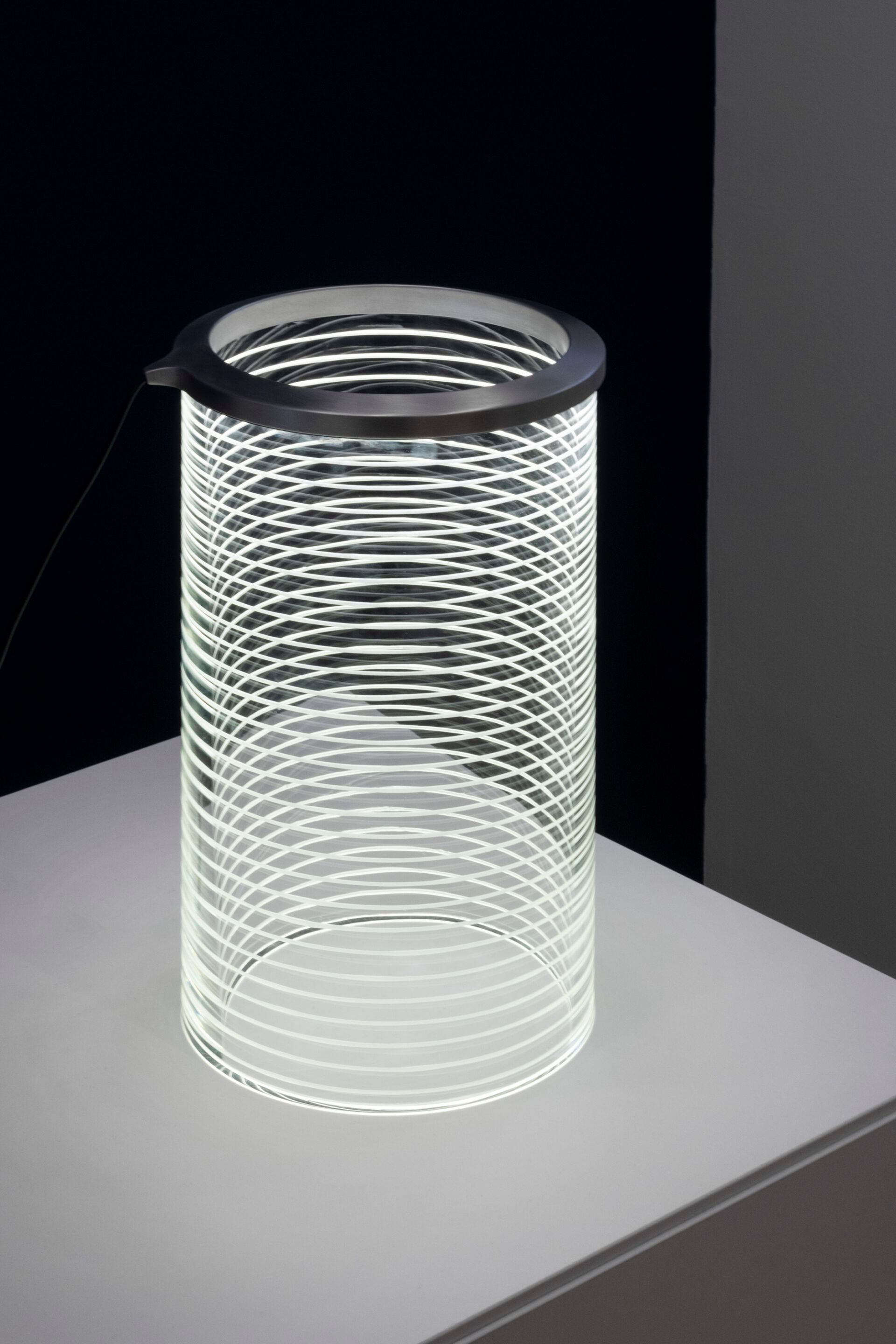 Стеклянная светодиодная настольная лампа Artemide Zephyr ARCH-00119935 - Вид №4