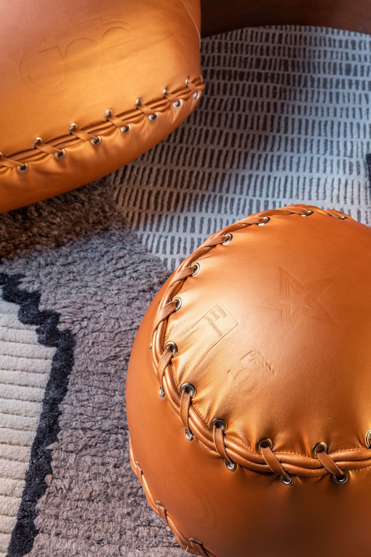 Пуф / кожаная подставка для ног Poltronova Joe ARCH-00020657 - Вид №4