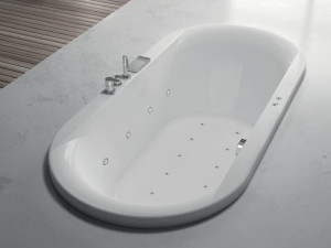 Утопленная овальная ванна с гидромассажем