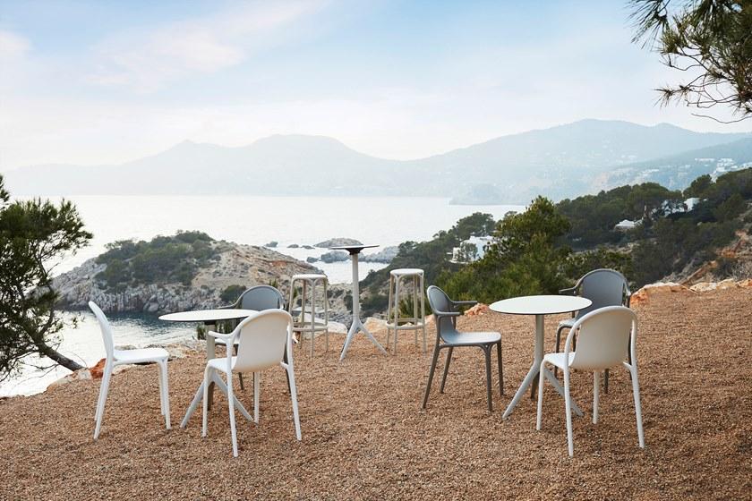 VONDOM Штабелируемый садовый стул с подлокотниками Brooklyn 65038 - Вид №13