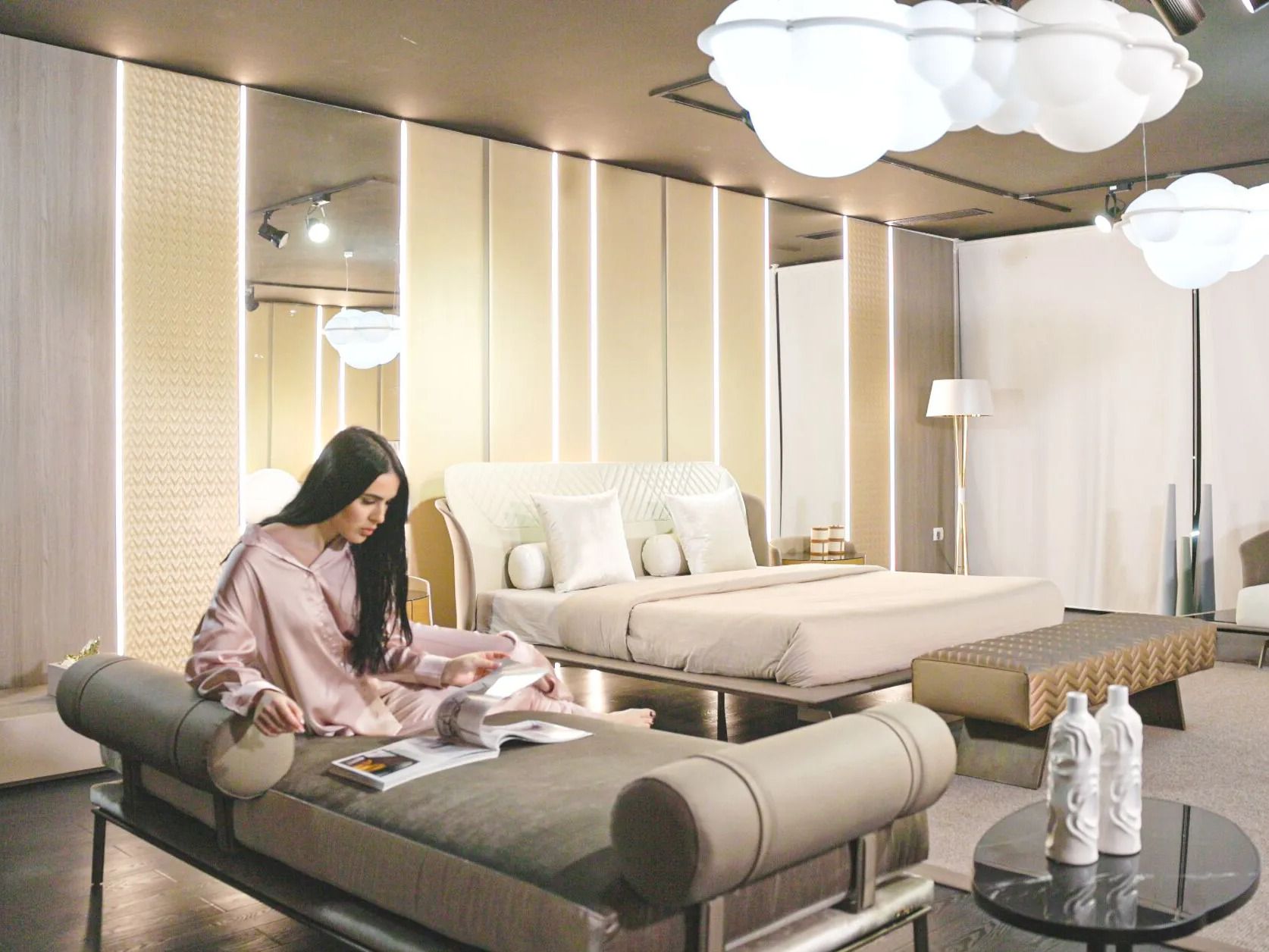 Кожаная двуспальная кровать с мягким изголовьем ABLE Амур ARCH-00066659 - Вид №6