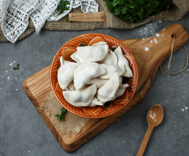 5773 Вареники с вишней Вкусляндия 