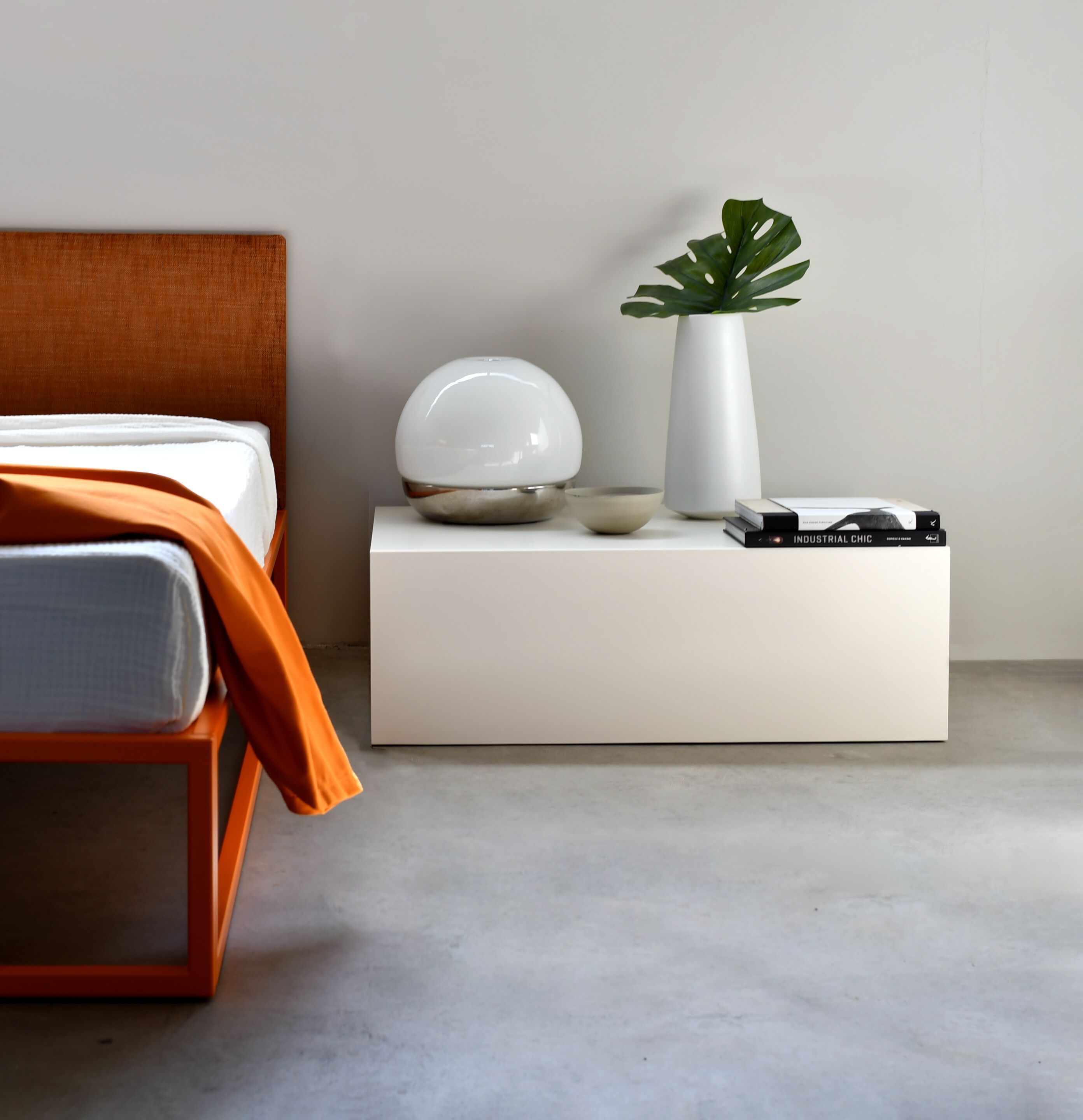 Тумбочка / журнальный столик из листового металла XAM SLIM 2 ARCH-00153214 - Вид №2