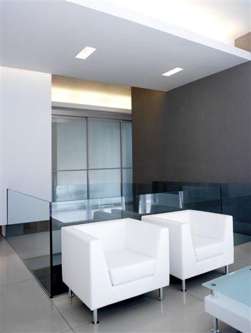 Мягкое кожаное кресло с подлокотниками Naxos Santreyd sun-id-1388217 - Вид №4