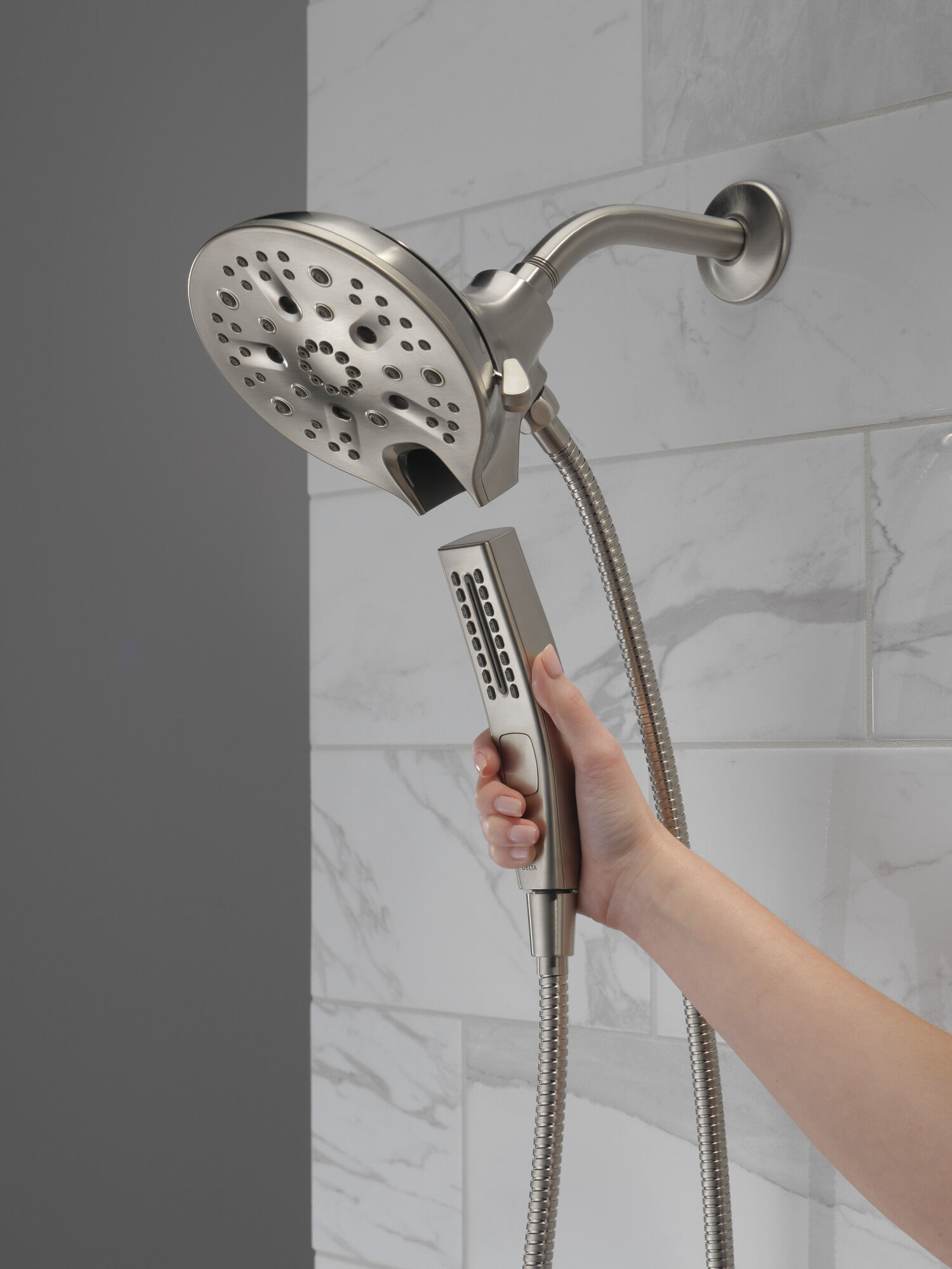 In2ition® H2Okinetic® Душ два в одном с 5 настройками Delta Faucet 58620-SS-PK - Вид №10
