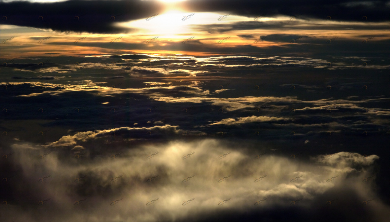 Фотокартина 150х85 см "Облачный атлас" PANKOVSKY STUDIO ПЛАСТИФИКАЦИЯ 015879 Золото;черный 