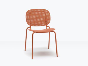 Стальной стул