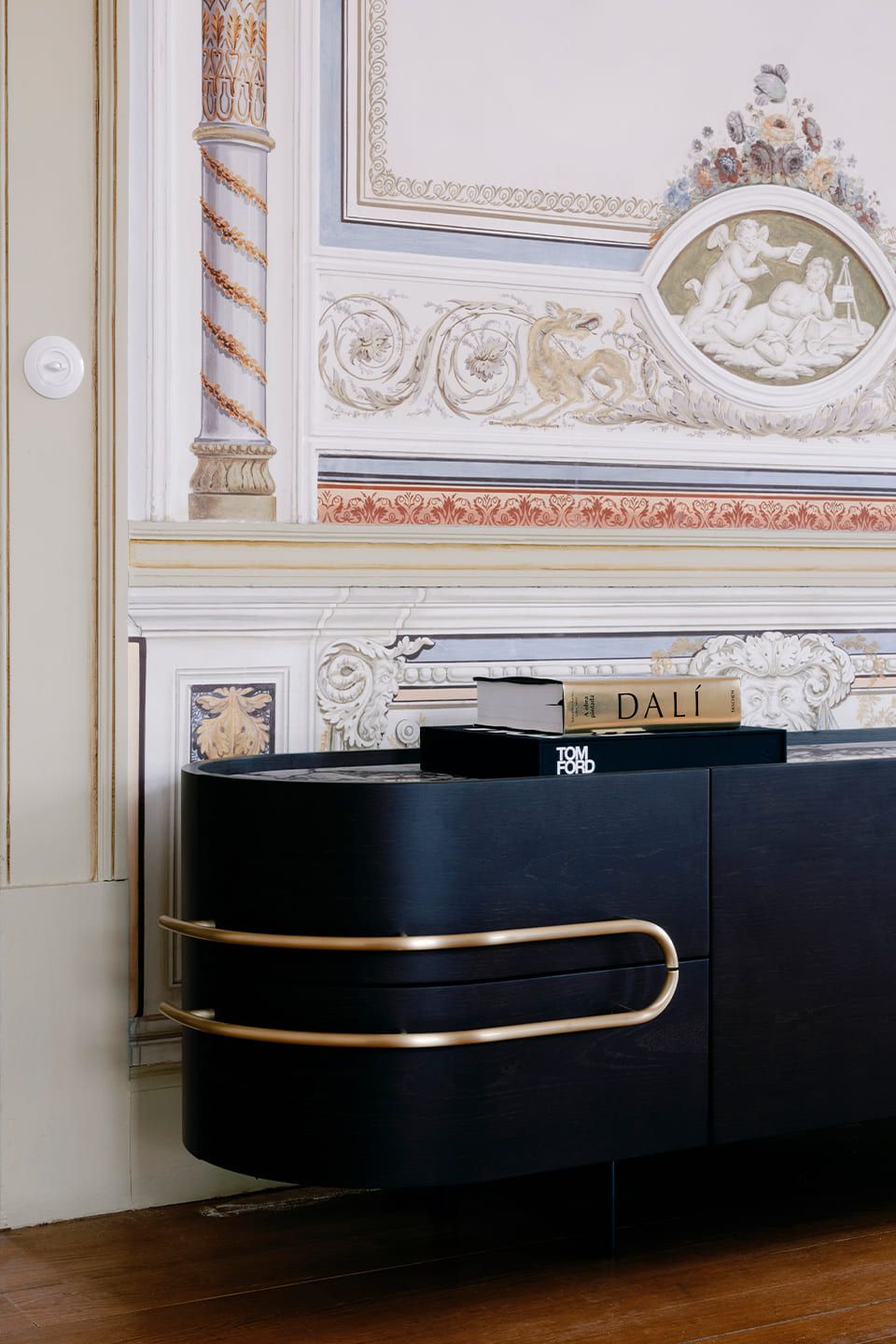 Мраморный шкаф Calacatta со встроенным освещением Greenapple Olival ARCH-00011359 - Вид №6