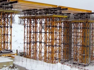 ULMA Construction Погрузочная башня