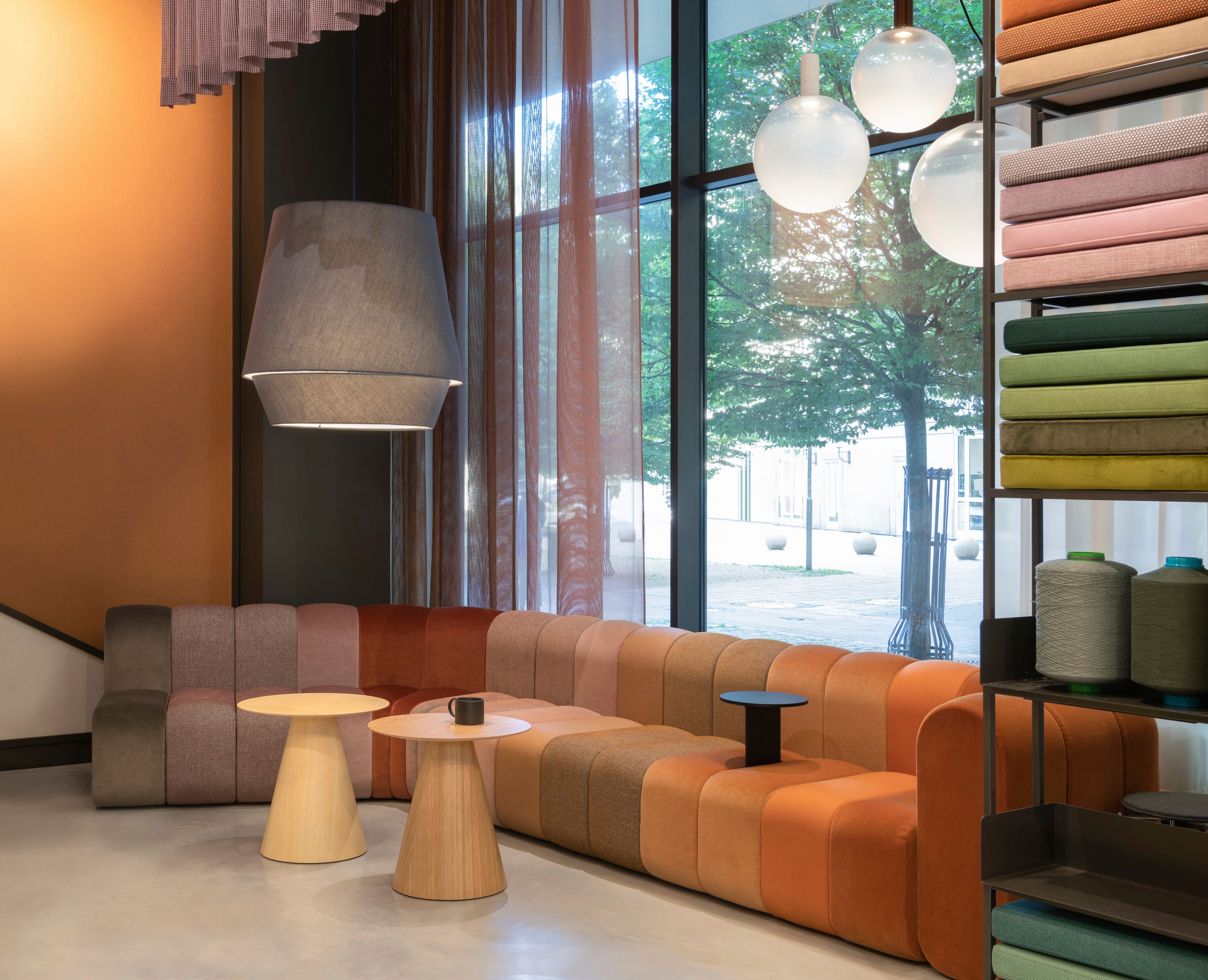 Круглый деревянный журнальный столик Bla Station Джек ARCH-00108364 - Вид №1