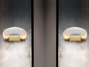 Светодиодный настенный светильник из дутого стекла