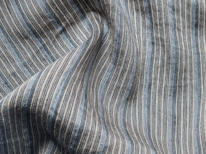 Льняная и вискозная полосатая ткань