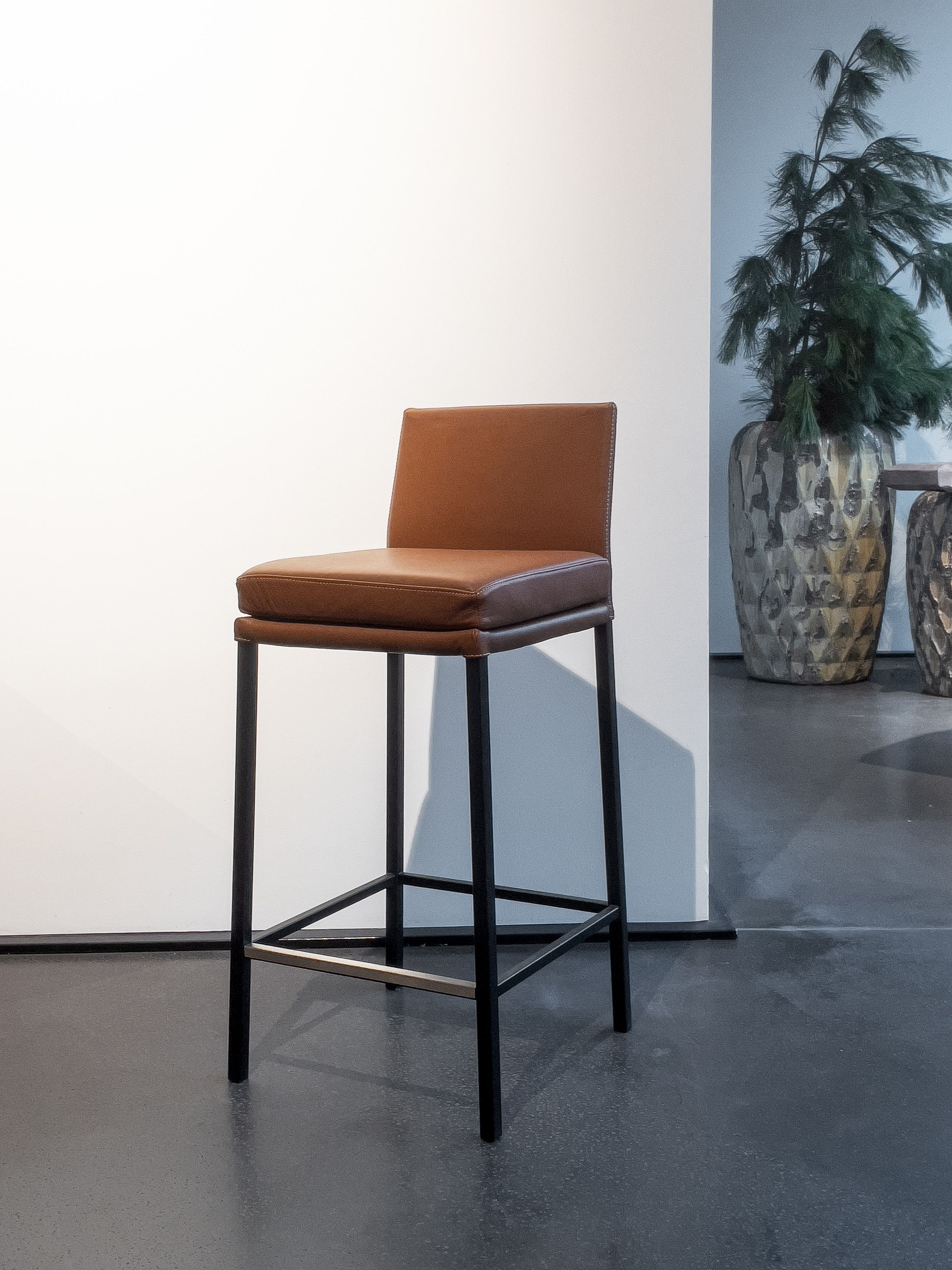 Мягкий табурет со спинкой KFF Texas Flat ARCH-00052017 - Вид №1