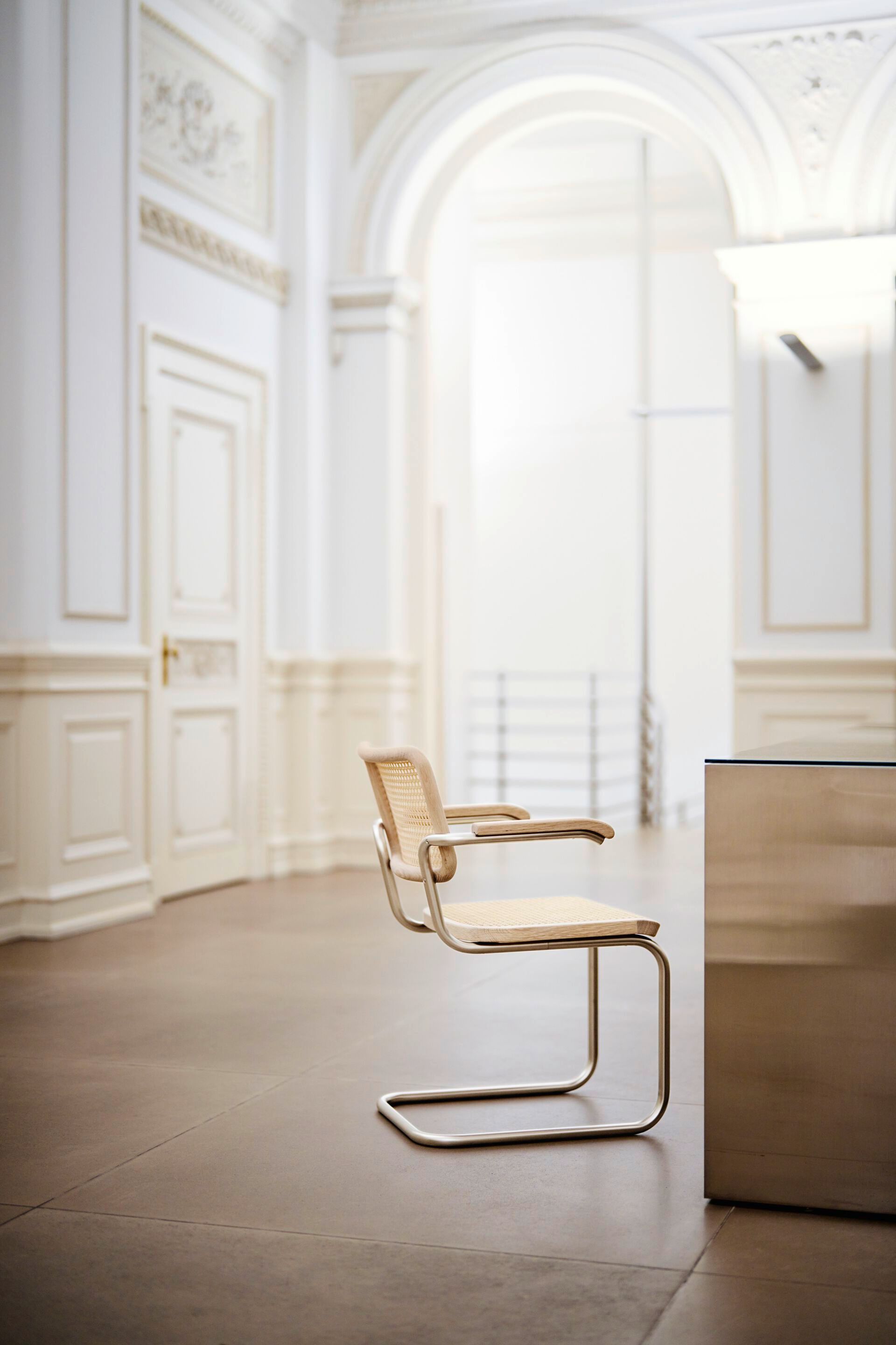 Стальной и соломенный консольный стул THONET JS. THONET ARCH-00102411 - Вид №3