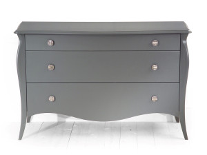 Комод из массива дерева с тремя ящиками