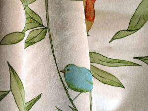 Обивочная ткань с цветочным рисунком