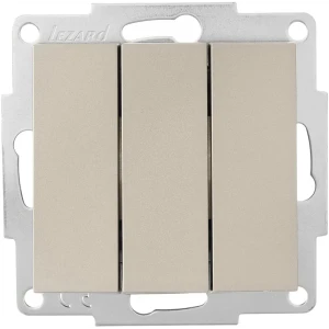 Выключатель Lezard Vesna трехклавишный встраиваемый, цвет титан 87103841