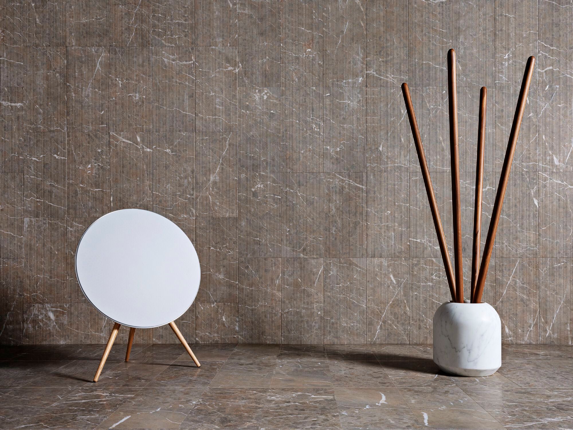 Напольная вешалка из дерева и мрамора LUCE DI CARRARA AROMA ARCH-00117793 - Вид №2