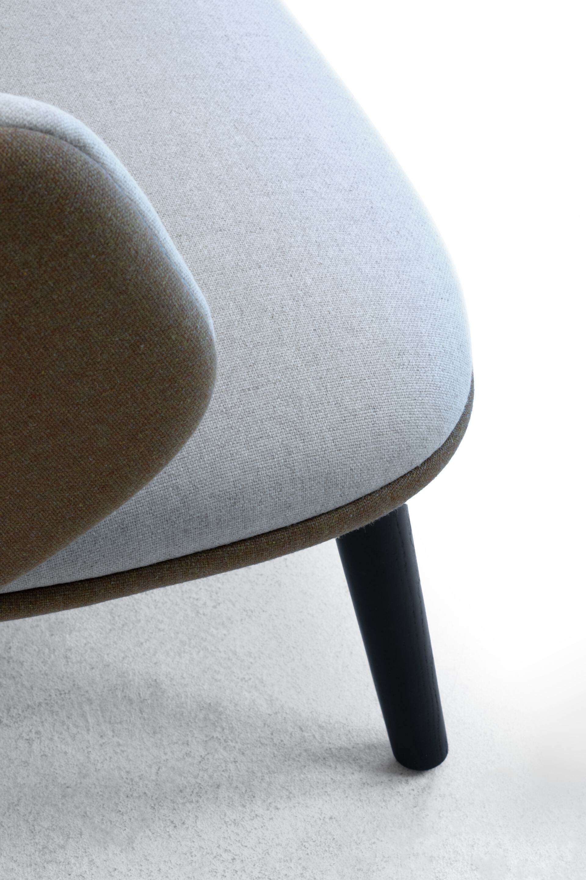 Тканевое кресло для контракта Leyform Alisè Lounge ARCH-00108408 - Вид №4