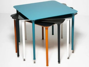 Tacchini Квадратный штабелируемый стол