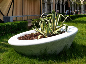 Мраморный плантатор