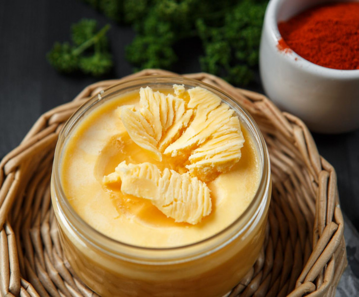 9451 Масло ГХИ с паприкой и орегано Вкусляндия 