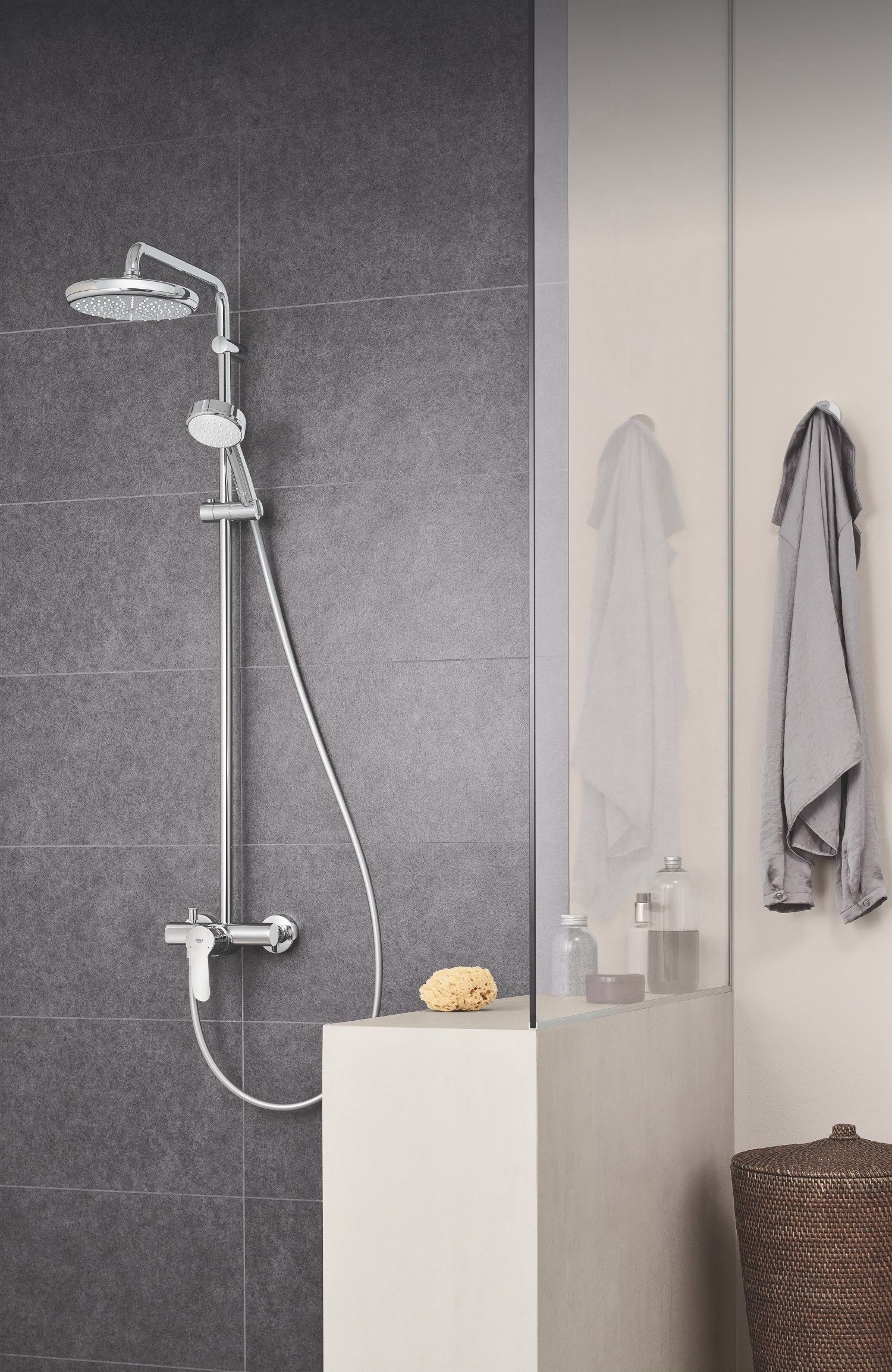 Настенная душевая колонна с ручным душем Grohe Storm Cosmopolitan 100 ARCH-00093583 - Вид №2