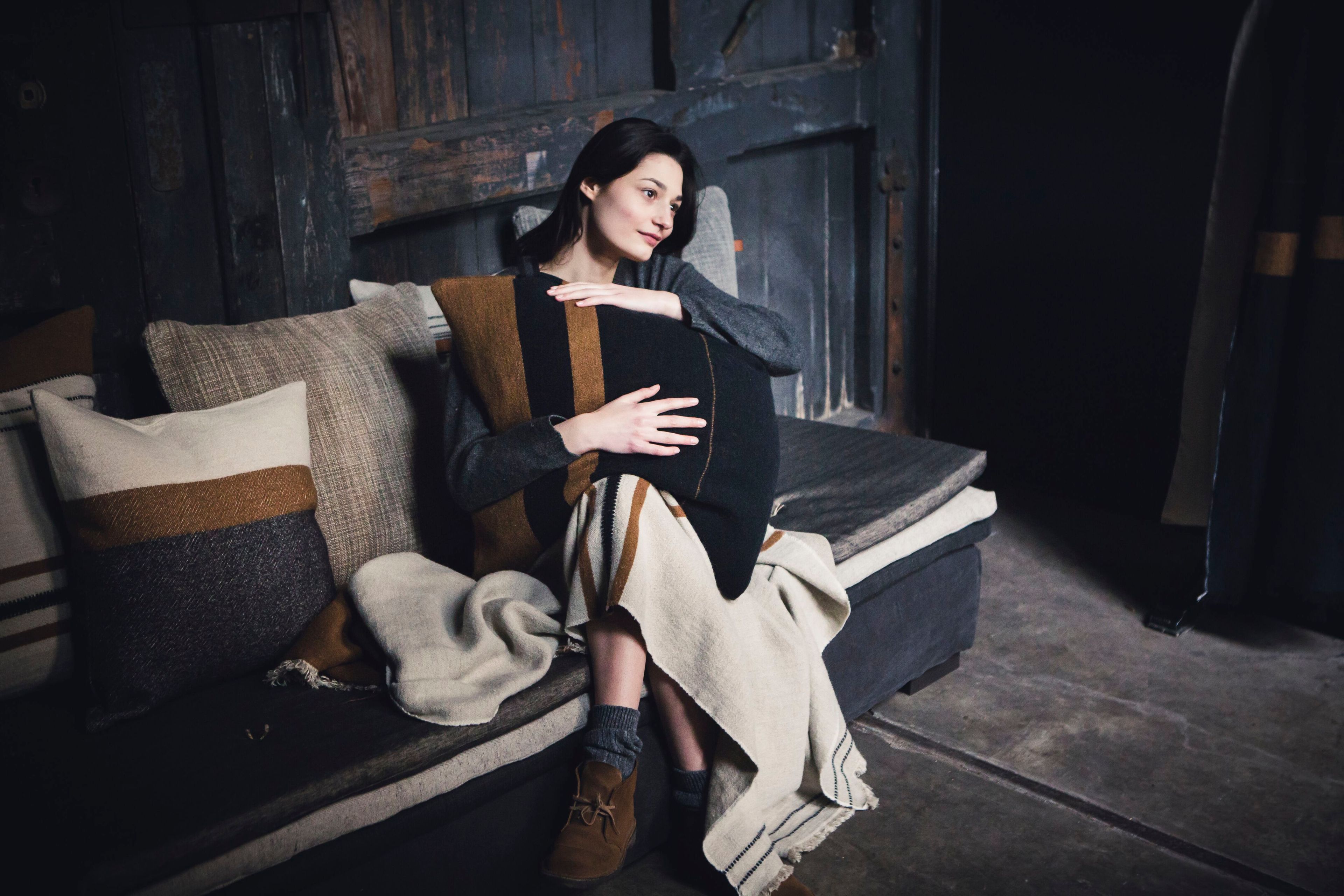 Льняная и шерстяная квадратная подушка Libeco Home Оскар ARCH-00094553 - Вид №1