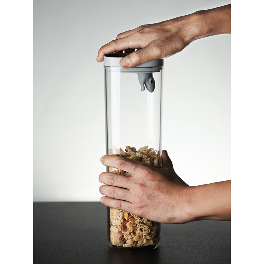 QL10347-CL-GY Контейнер для пищевых продуктов lucky mouse 2 л Qualy  - Вид №6