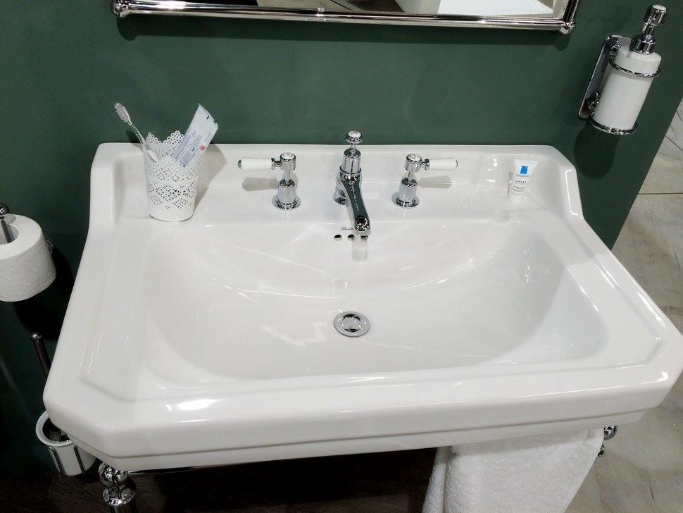 Смеситель для раковины на 3 отверстия с донным клапаном [KE12 BLA]  Burlington T14-QT BLA, T4 BLA  - Вид №2