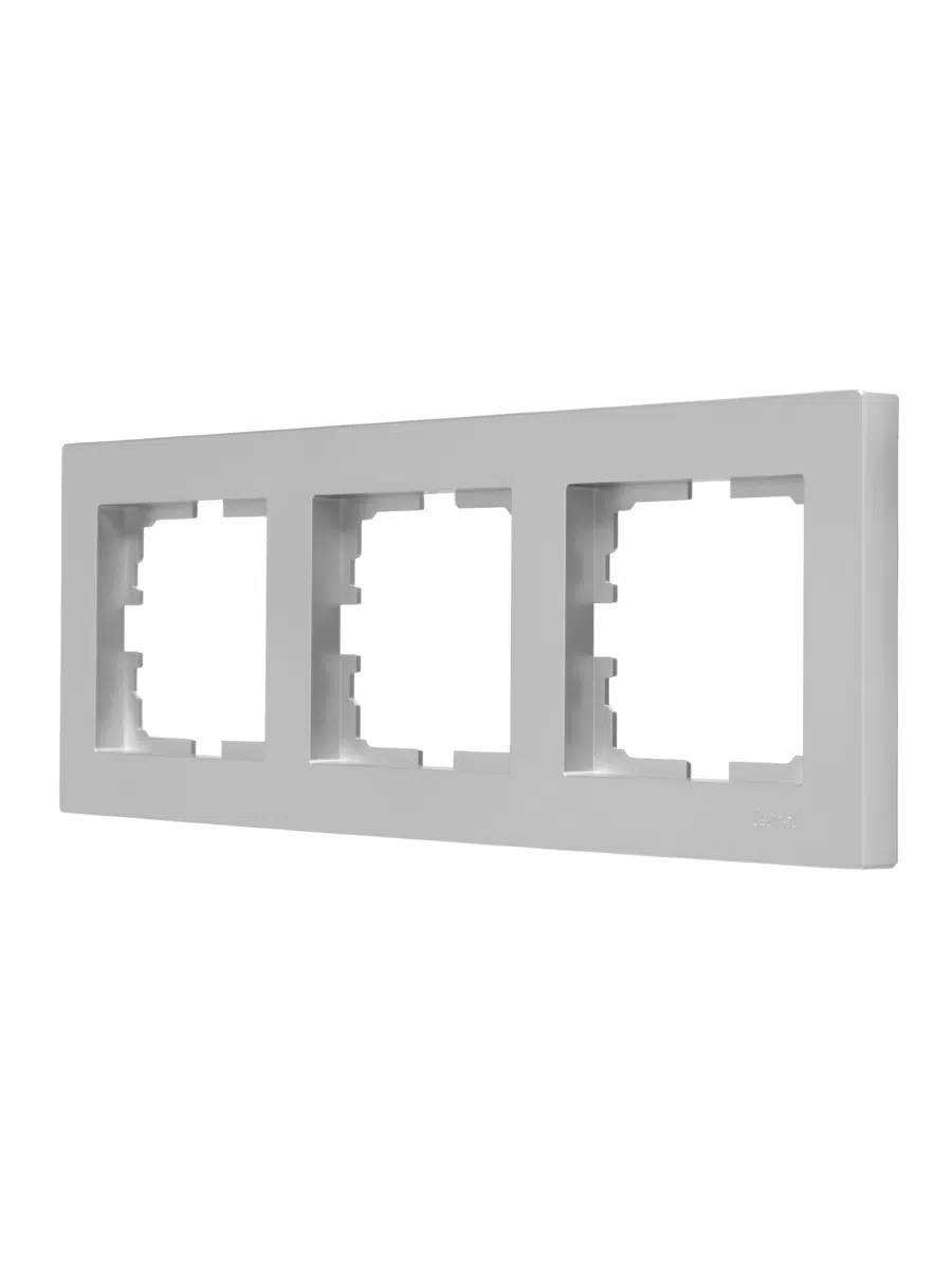 VESNA Рамка 3-ая вертикальная без вст серебро LEZARD 742-4300-153 - Вид №1