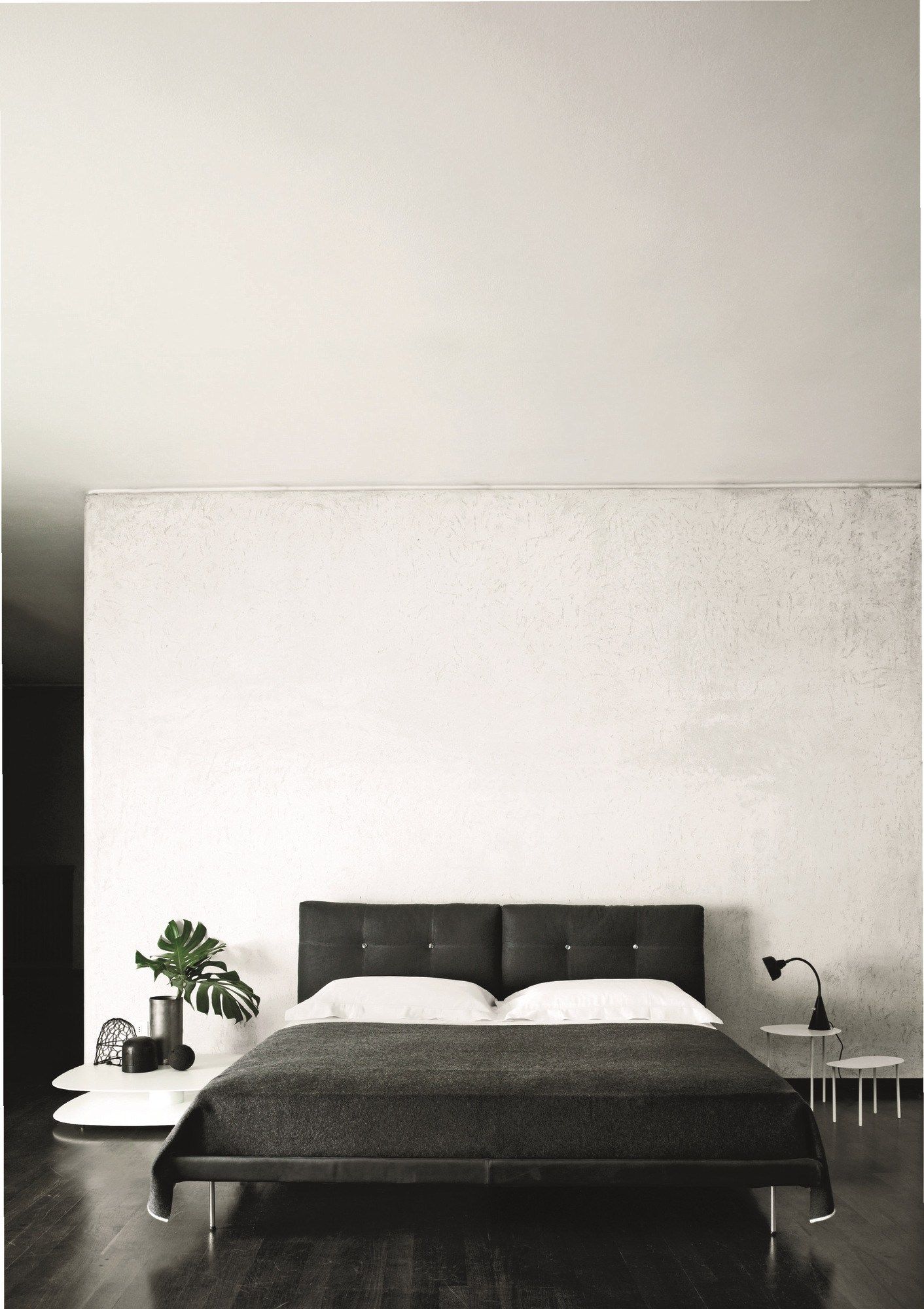 Двуспальная кровать из ткани Living Divani Rod ARCH-00021108 - Вид №1