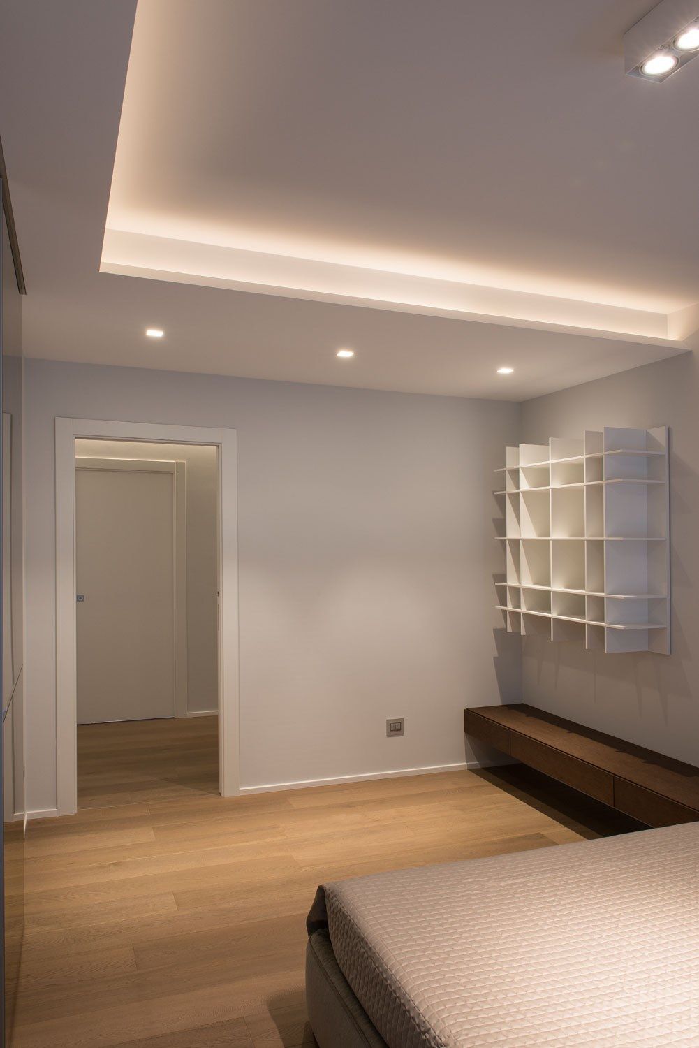 Несколько потолочных светодиодных прожекторов Deltalight Grid On ARCH-00099165 - Вид №1