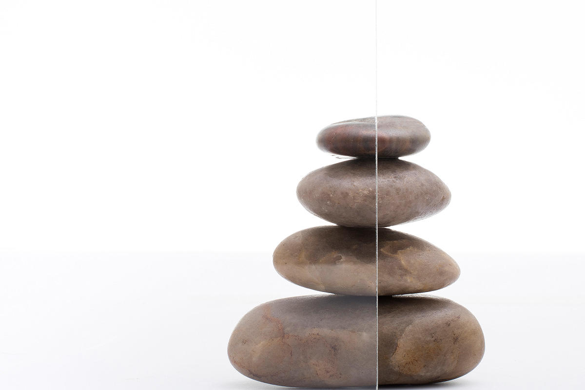 FSRT328 Стекло Vivispectra elements, показанное в конфигурации обзора, с прослойкой acero image и отделкой pearlex + Forms-surfaces  - Вид №1