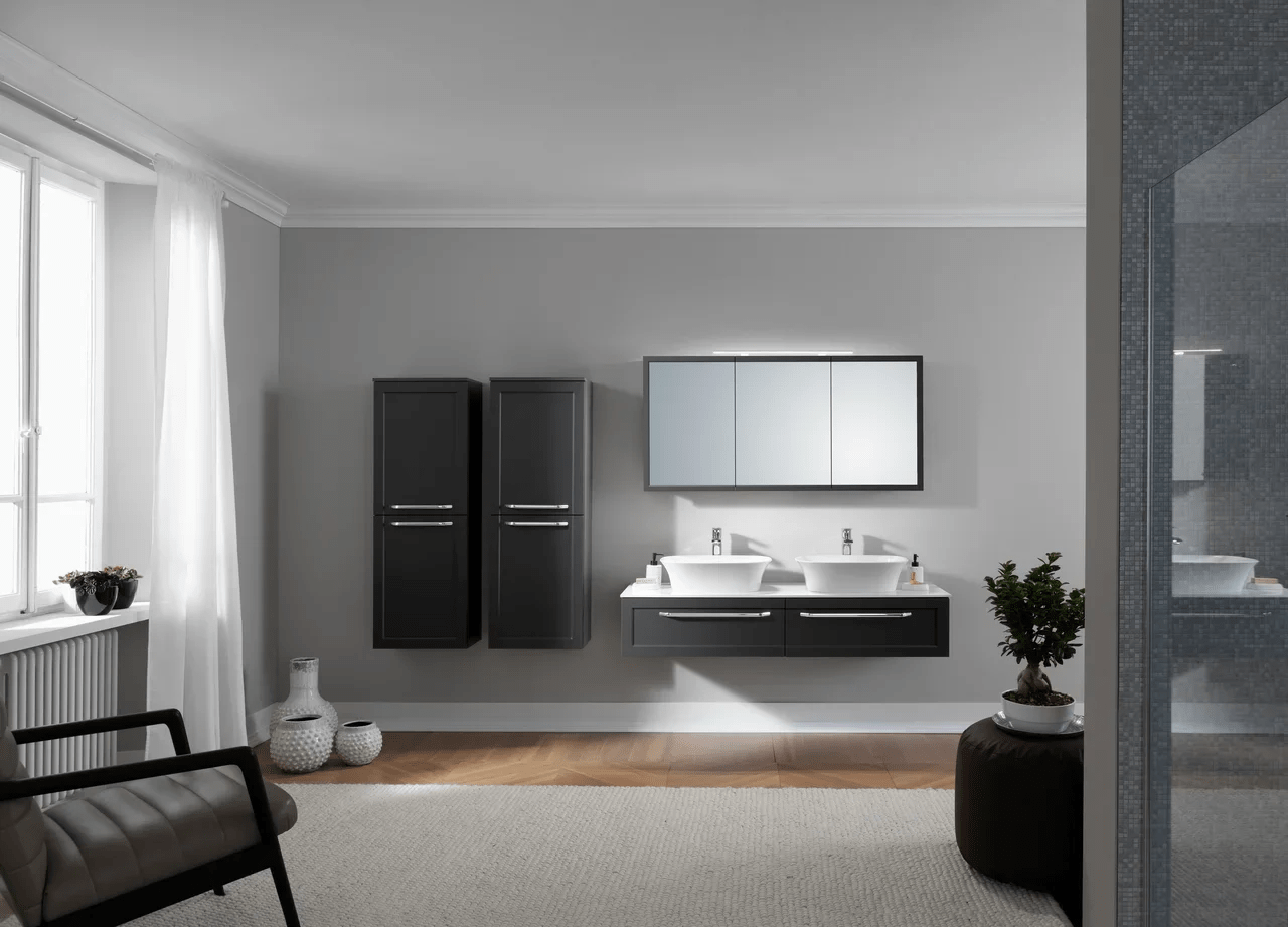 Шкаф пенал Blanche 01257  Словения Kolpa-San  - Вид №1