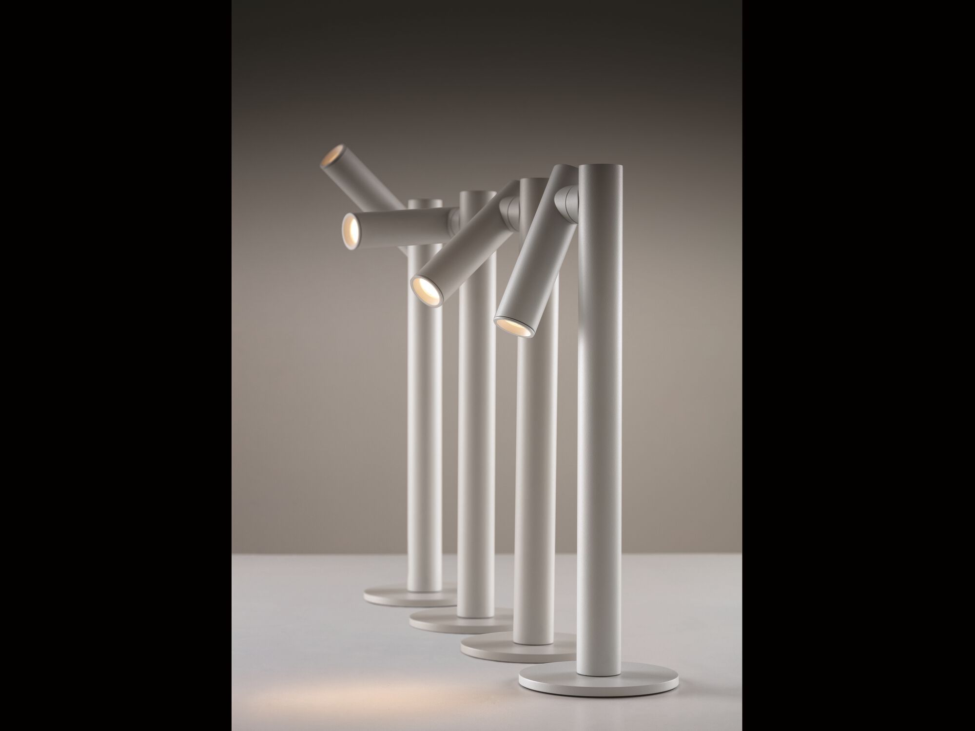 Литье под давлением алюминий регулируемая светодиодная настольная лампа PAN Portable ARCH-00080773 - Вид №1