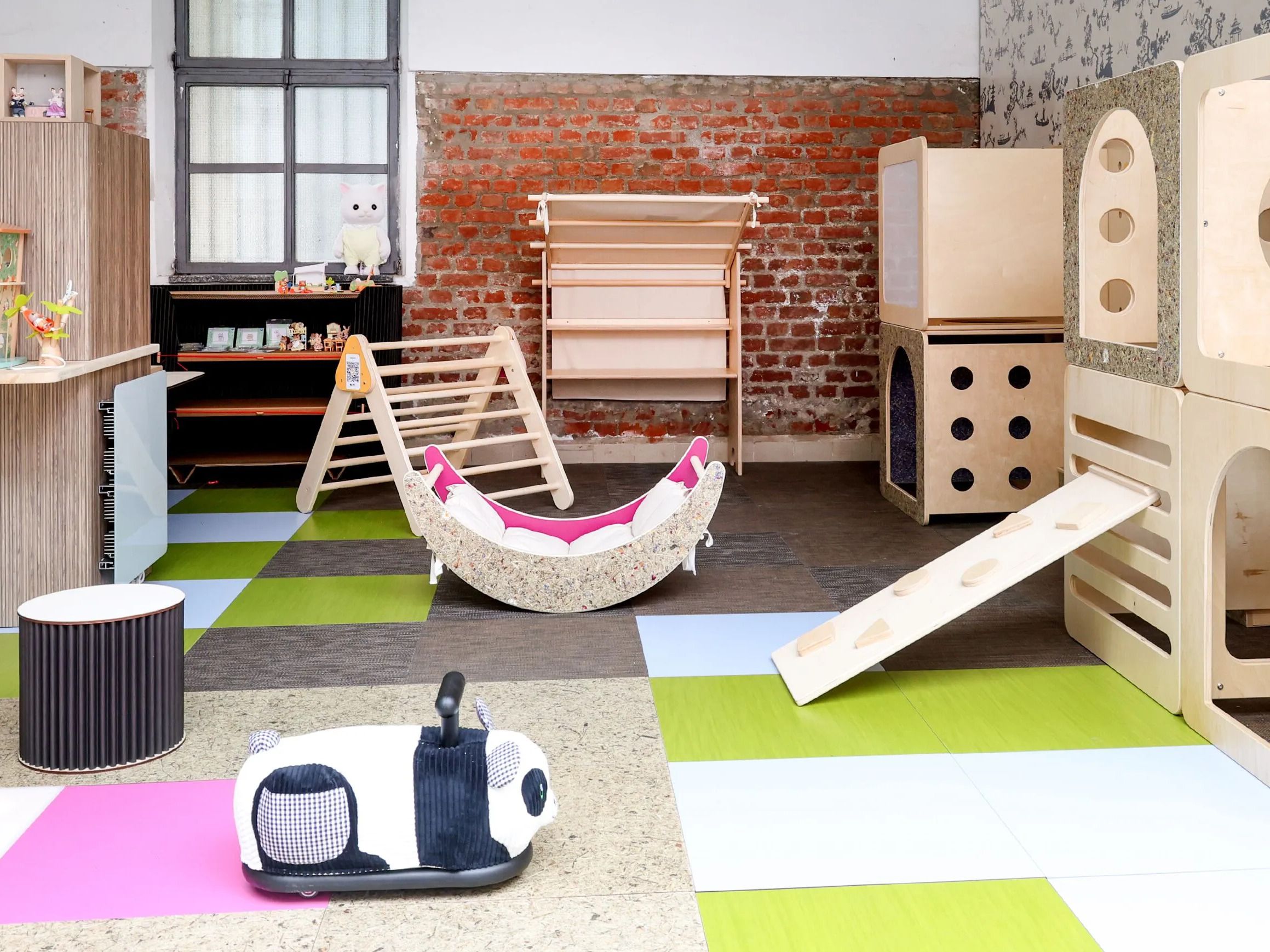 Фальшпол для образовательной среды NEWFLOOR PEDAGOGICO ARCH-00151800