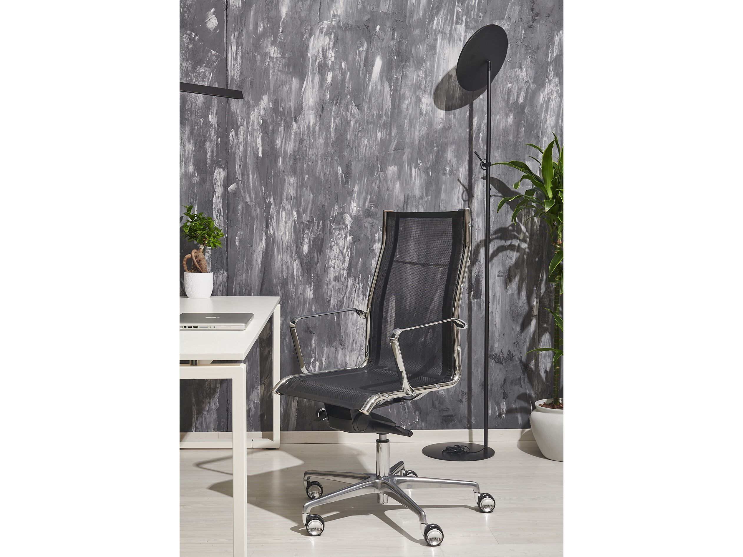 5 спиц с высокой спинкой сетчатое вращающееся офисное кресло AP Factor Луизиана ARCH-00096101 - Вид №1