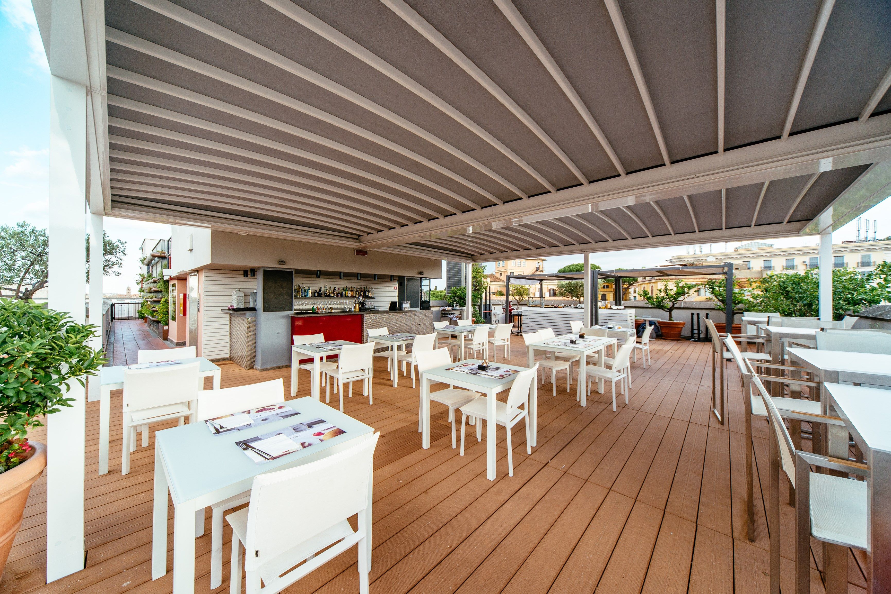 Алюминиевая самонесущая беседка с раздвижной крышкой KE Outdoor Design GENNIUS ARCH-00141203 - Вид №5