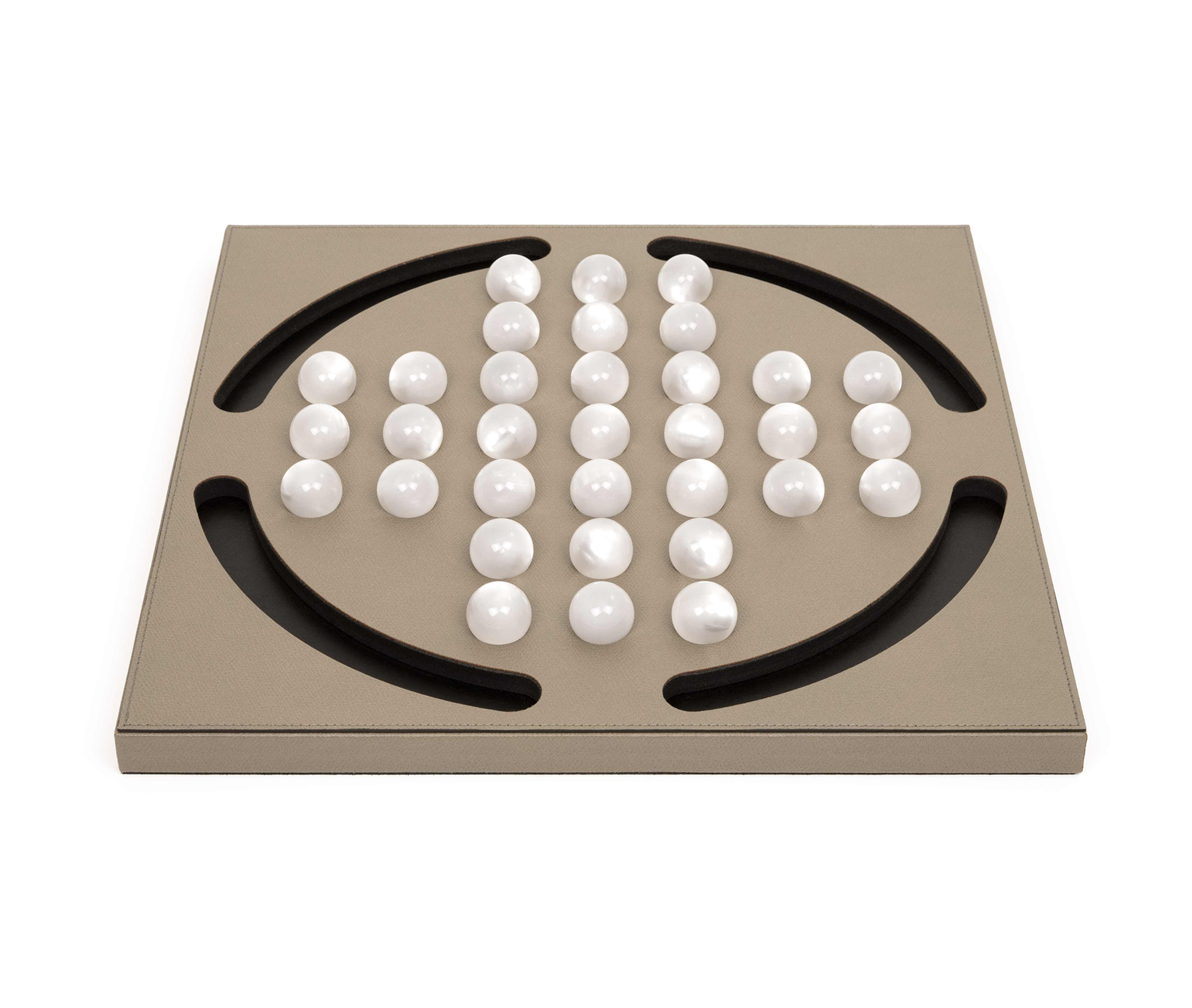 Пасьянс «Колышек» с жемчужными пешками - 39X39XH2,5 см / зернистая кожа_лимон Pinetti 00.1023.029.095 - Вид №1