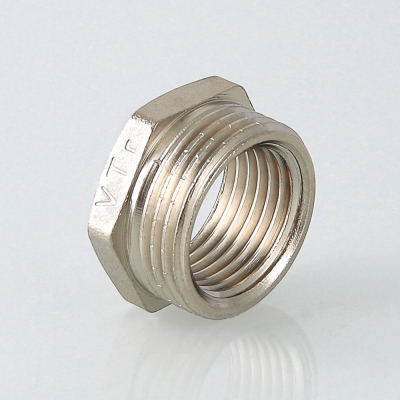 VTr.581.N.0704 Фитинг резьбовой – футорка Valtec 1 1/4" х 1/2"  - Вид №1
