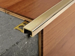 PROGRESS PROFILES Металлический профиль для ступенек