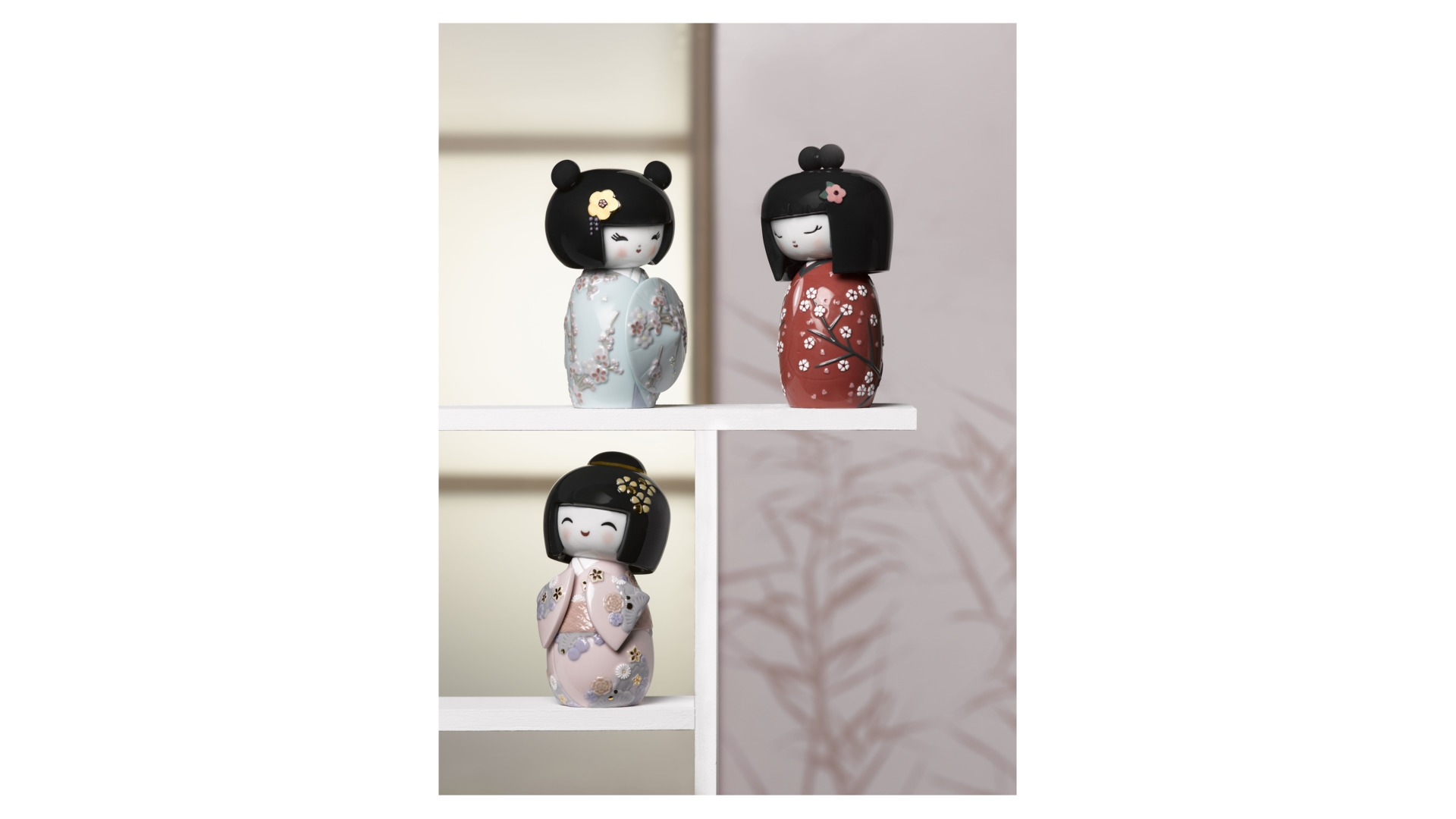 10669108 LLADRO Фигурка Lladro "Кокеши" 8х14см, голубой Фарфор Lladró  - Вид №1