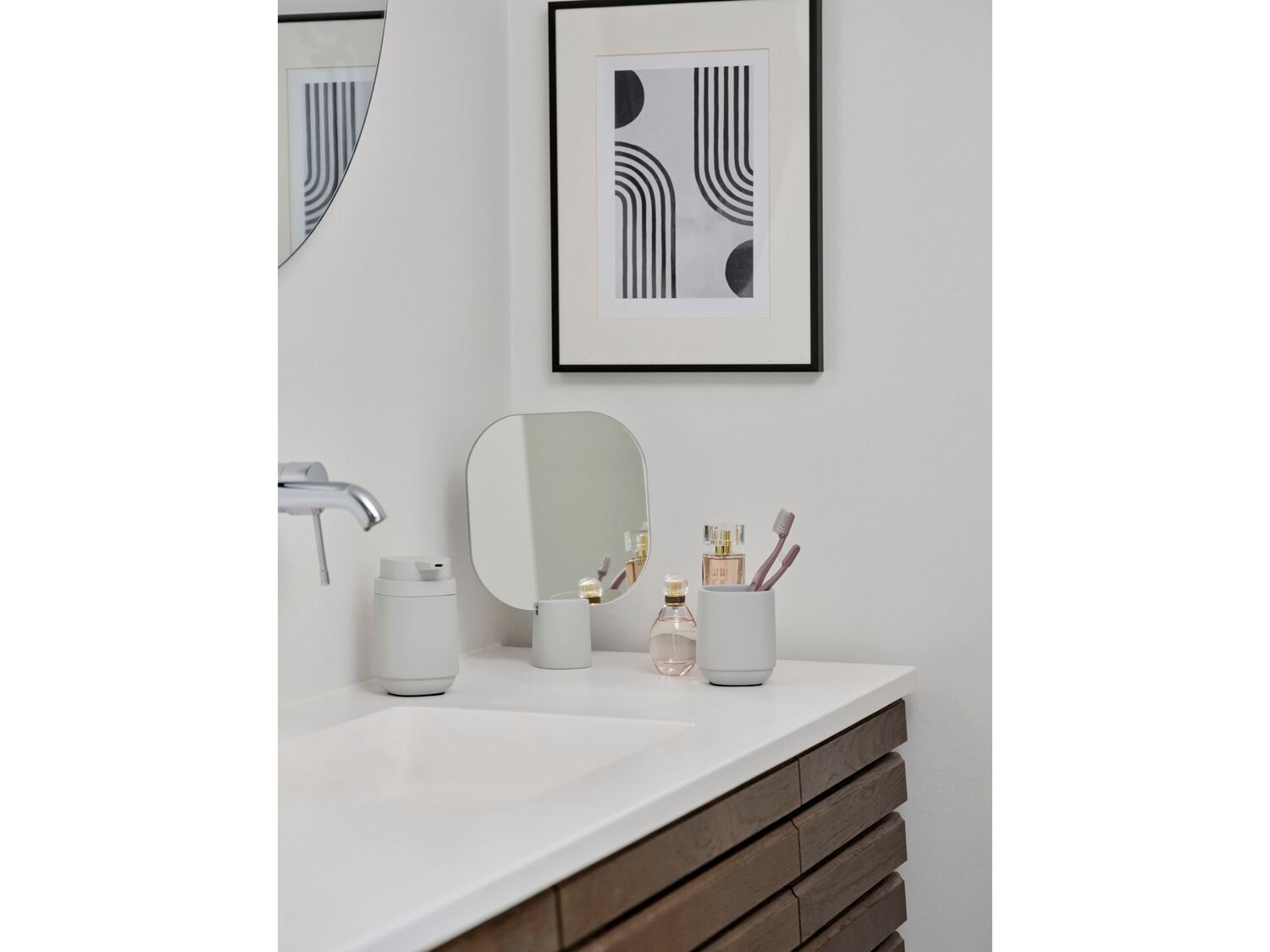 Бетонный Настольный держатель зубной щетки ZONE DENMARK Time ARCH-00071104 - Вид №15