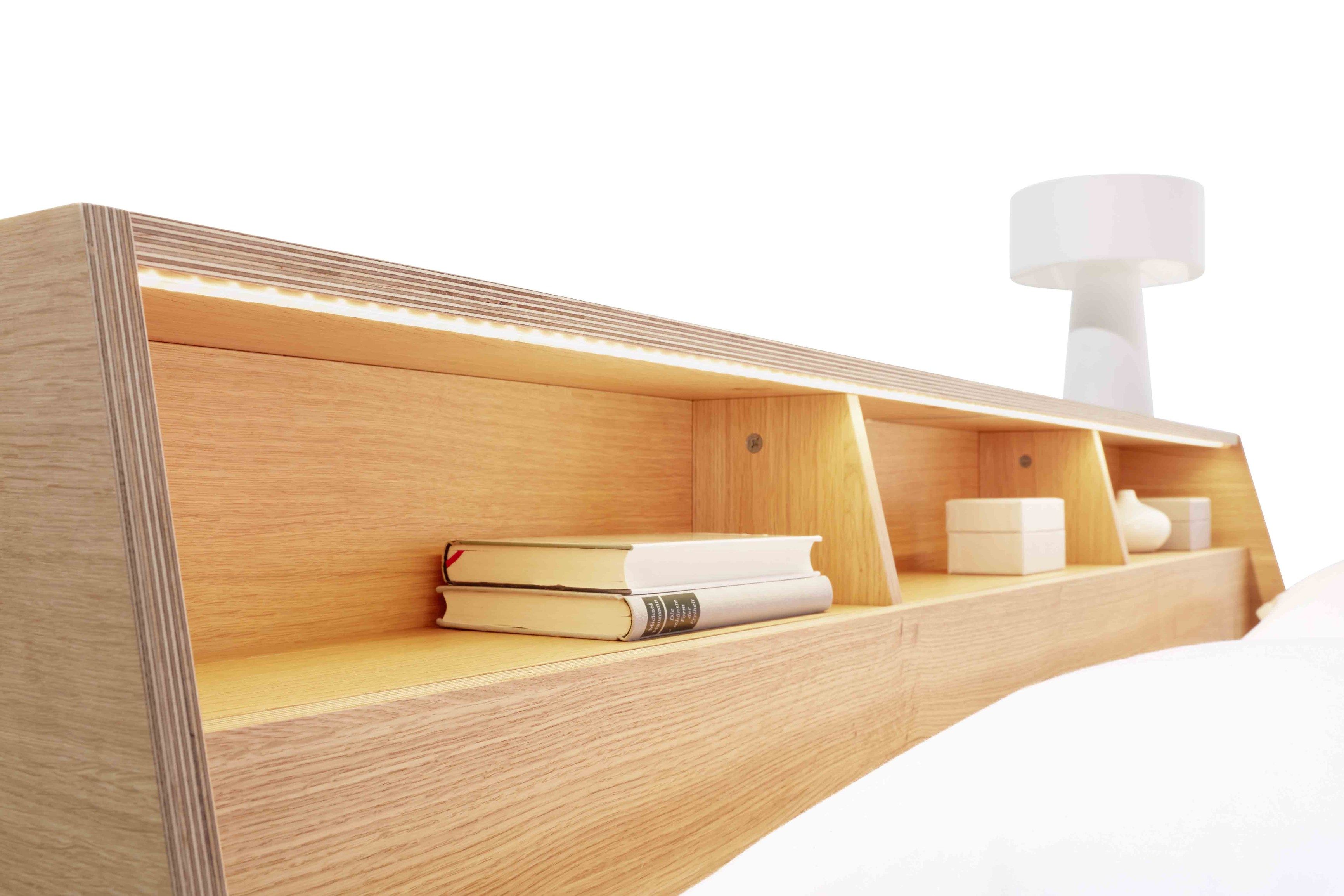 Деревянная двуспальная кровать с изголовьем контейнера Müller Small Living склон ARCH-00091932 - Вид №5