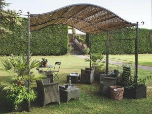 Unopiù Отдельностоящая пергола из железа Solaire