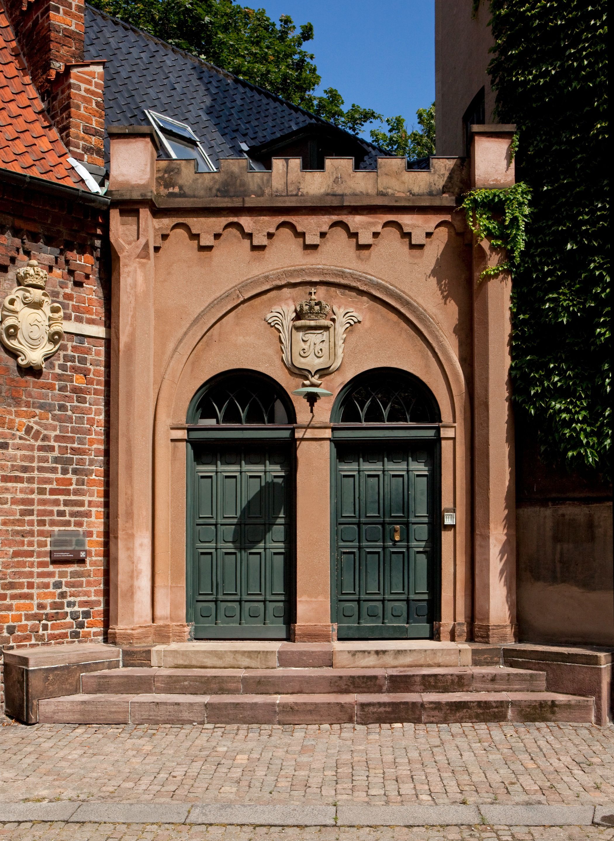 Медная наружная настенная лампа Louis Poulsen PH ARCH-00084549 - Вид №23