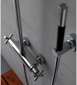 ZAZZERI Смеситель для душа с ручным душем с отдельными розетками с лейкой Da-da